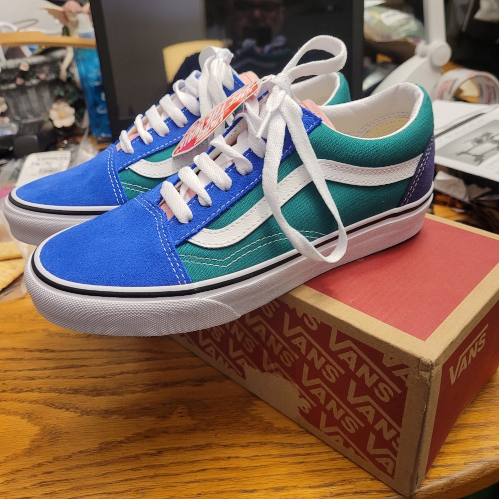 Ladies Sneakers